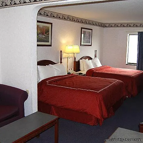 Comfort Suites Columbus Hotel